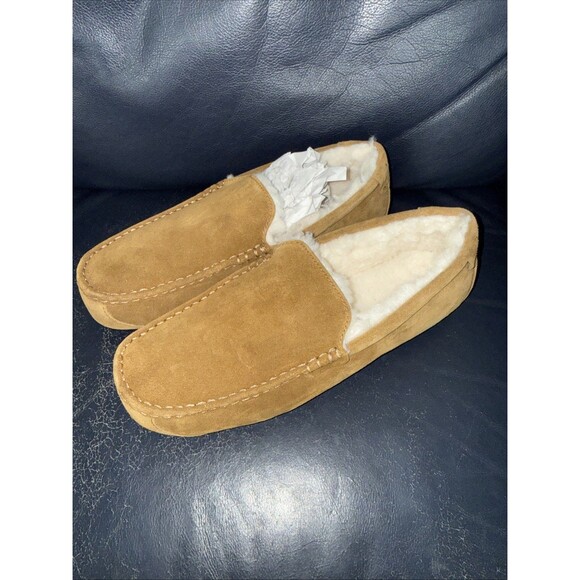 Koolaburra Tan Suede Moccasin Slippers